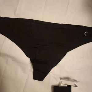 Zyia thong set of 2, new in box, xxxl 16-18
